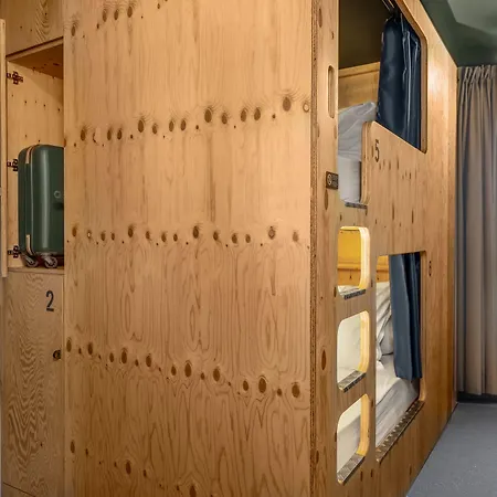 Eklo Hotels Montpellier Centre Gare Saint-Roch-3